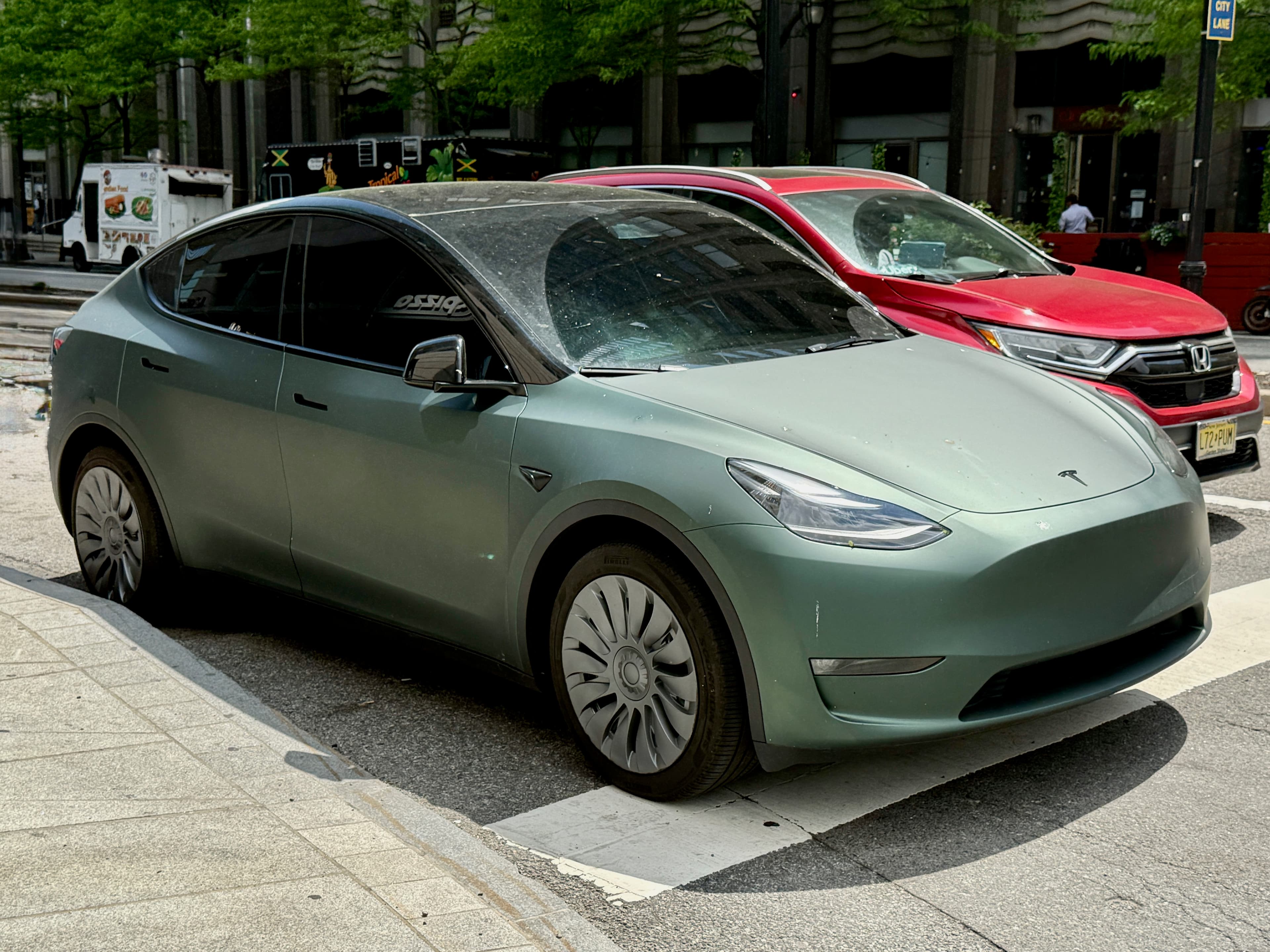 Tesla entrega mais do que nunca e cai 7%. O resumo dos mercados (3 julho 2026)